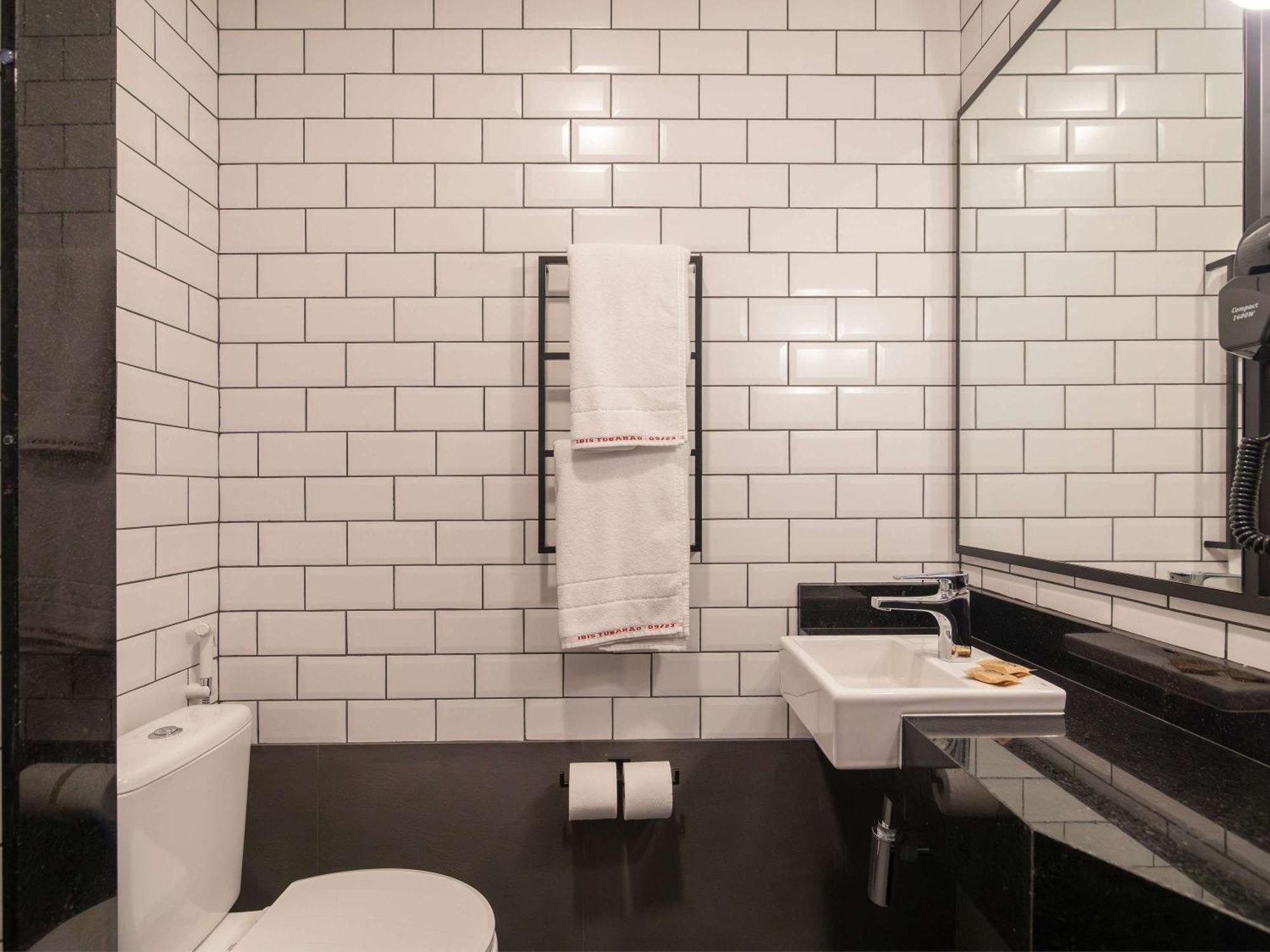Ibis Tubarao Hotel ภายนอก รูปภาพ