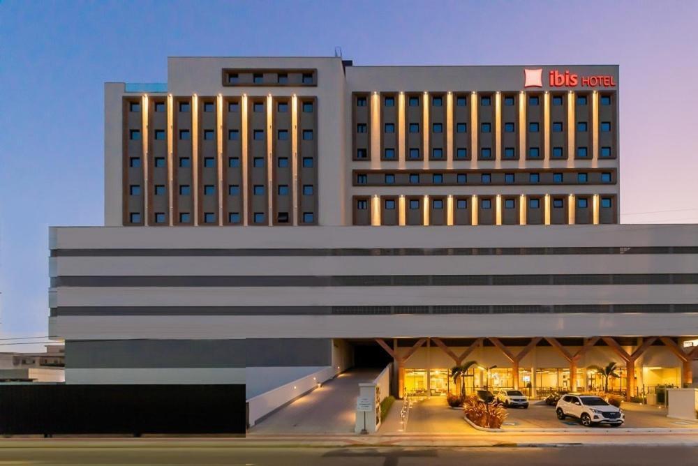 Ibis Tubarao Hotel ภายนอก รูปภาพ